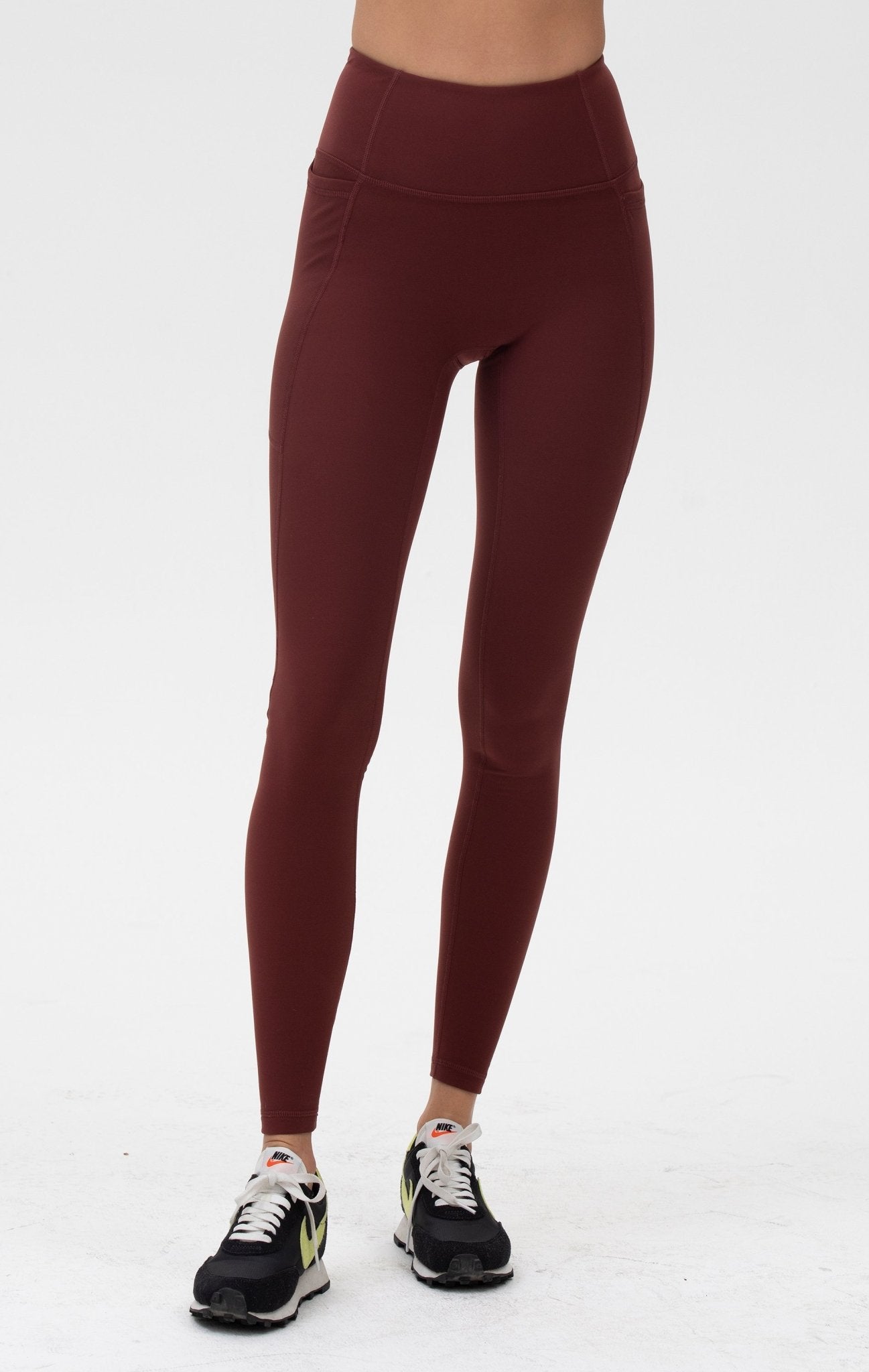 Phoenix Fleece Pocket Legging-Gains Everyday